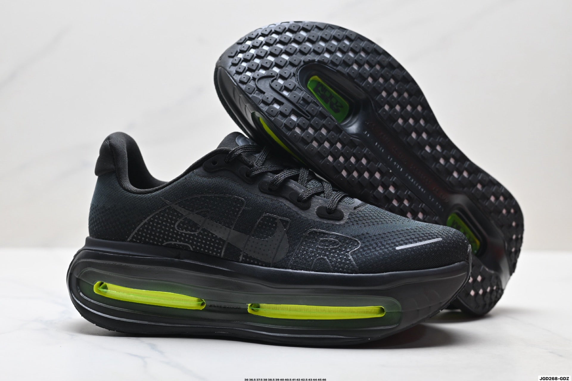 Nike Vomero Premium Low-Top Running Shoe HQ2050-001