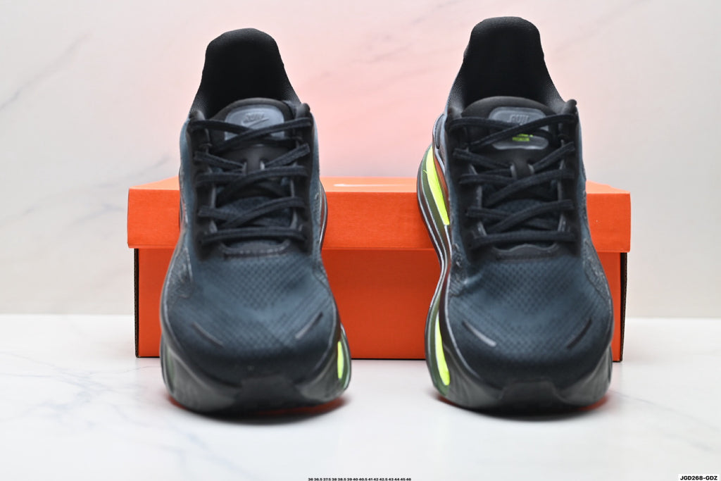 Nike Vomero Premium Low-Top Running Shoe HQ2050-001