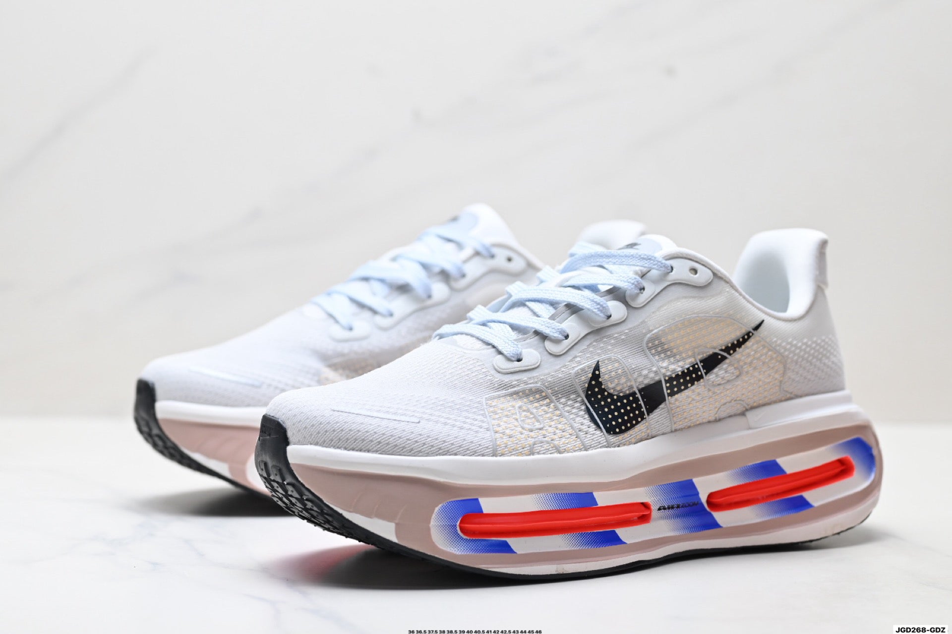 Nike Vomero Premium Low-Top Running Shoe II5258-100