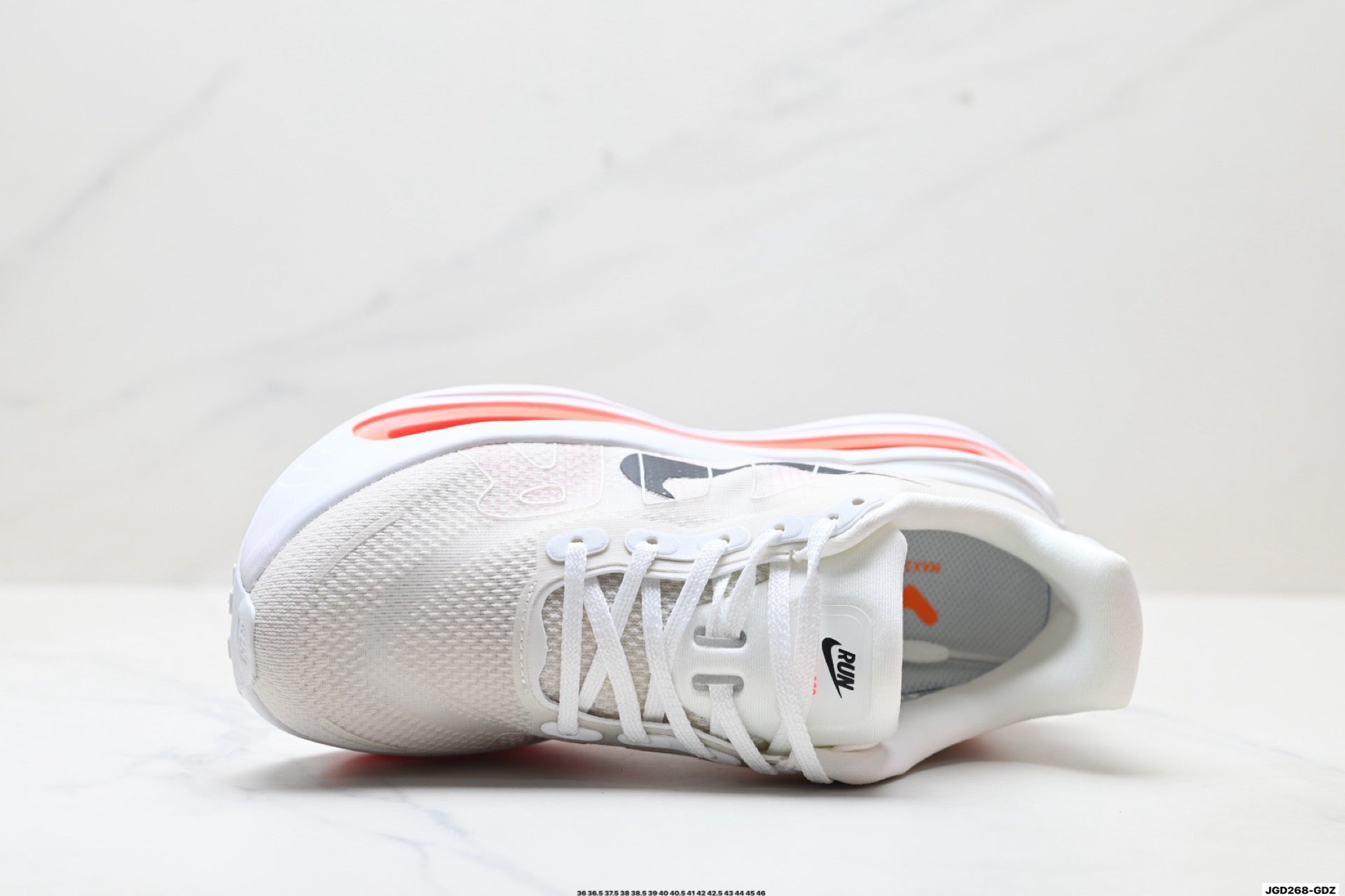 Nike Vomero Premium Low-Top Running Shoe HQ2050-103