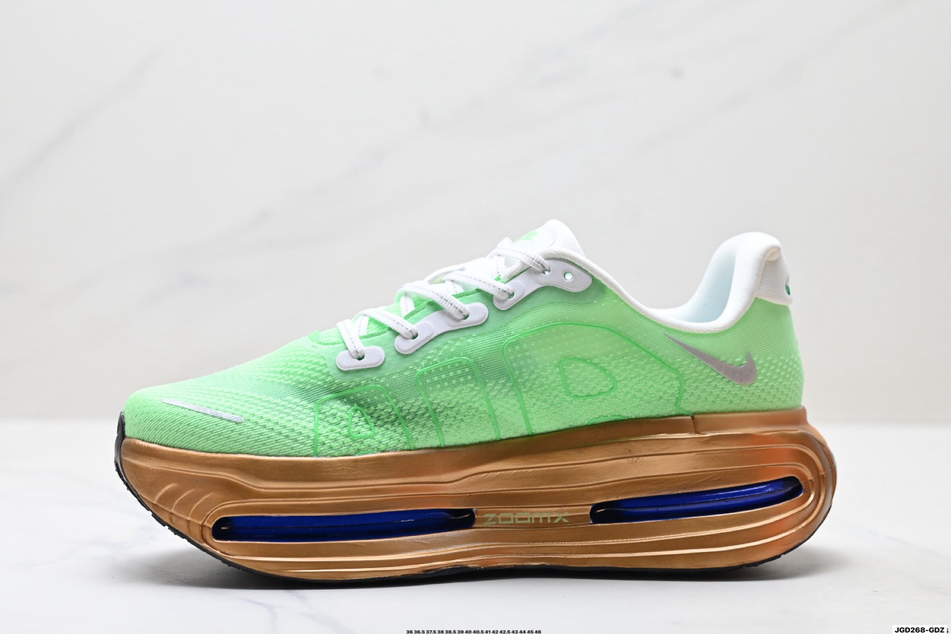 Nike Vomero Premium Low-Top Running Shoe