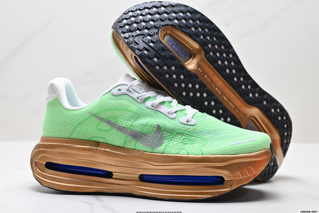 Nike Vomero Premium Low-Top Running Shoe
