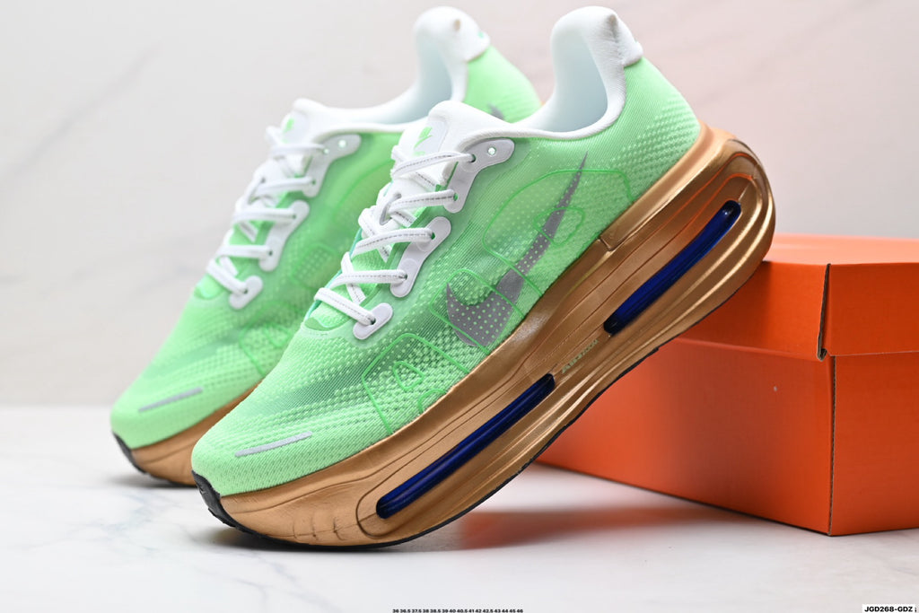 Nike Vomero Premium Low-Top Running Shoe