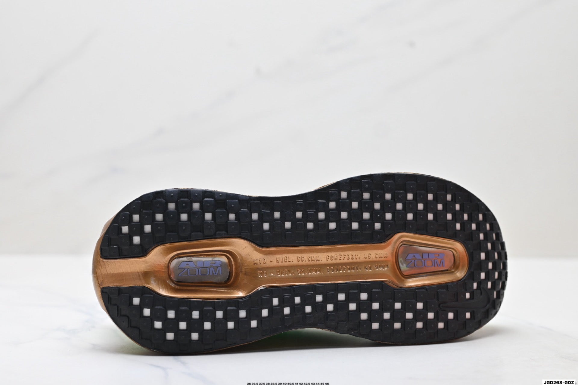 Nike Vomero Premium Low-Top Running Shoe