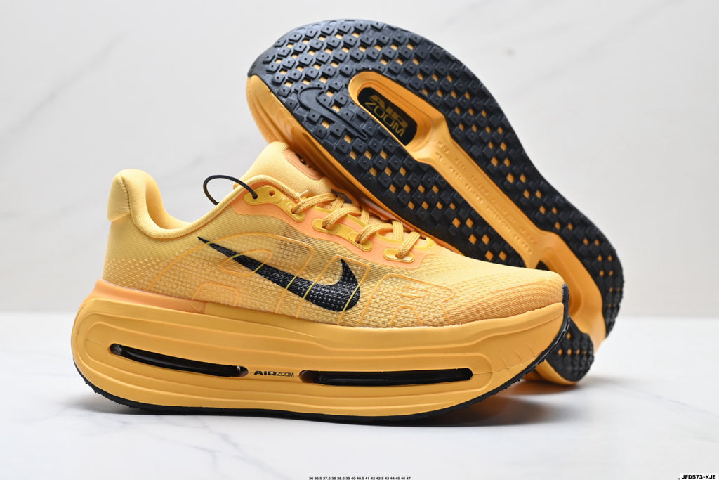 Nike Vomero Premium Low-Top Running Shoe