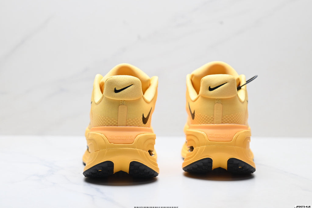 Nike Vomero Premium Low-Top Running Shoe