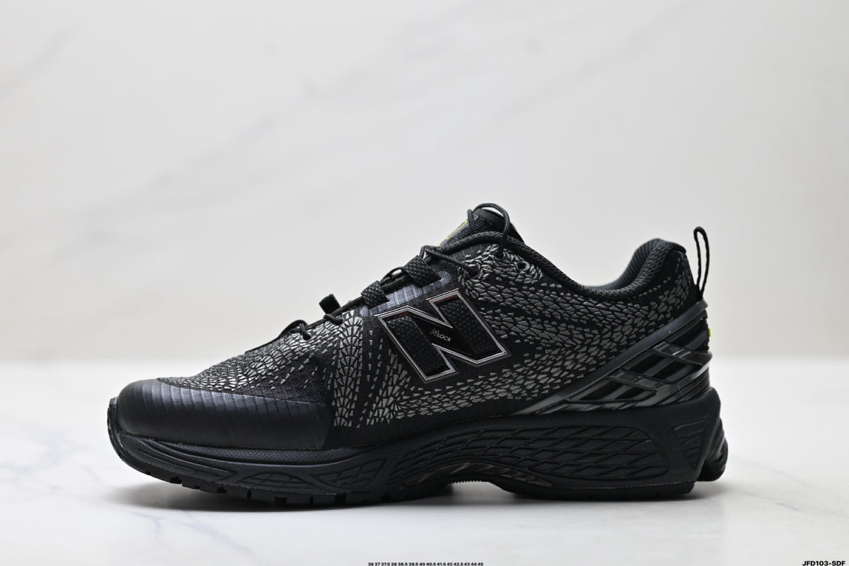 New Balance M1906 — Archive Retro Dad Sneaker U19068PN