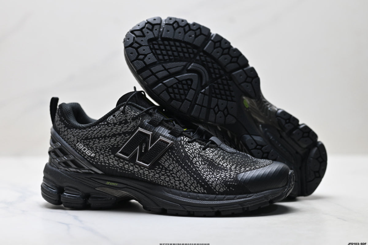 New Balance M1906 — Archive Retro Dad Sneaker U19068PN