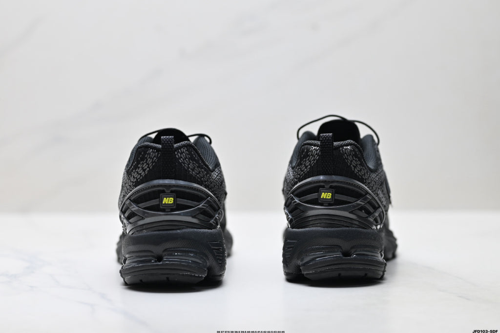 New Balance M1906 — Archive Retro Dad Sneaker U19068PN