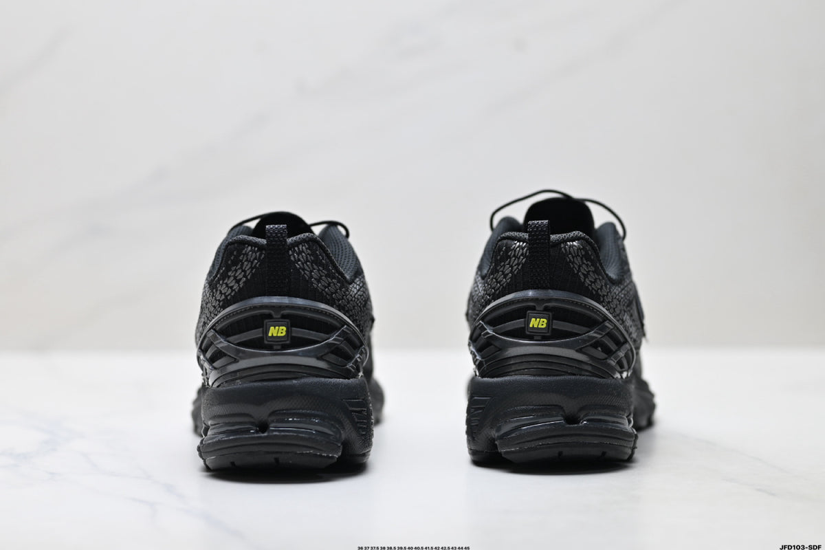 New Balance M1906 — Archive Retro Dad Sneaker U19068PN