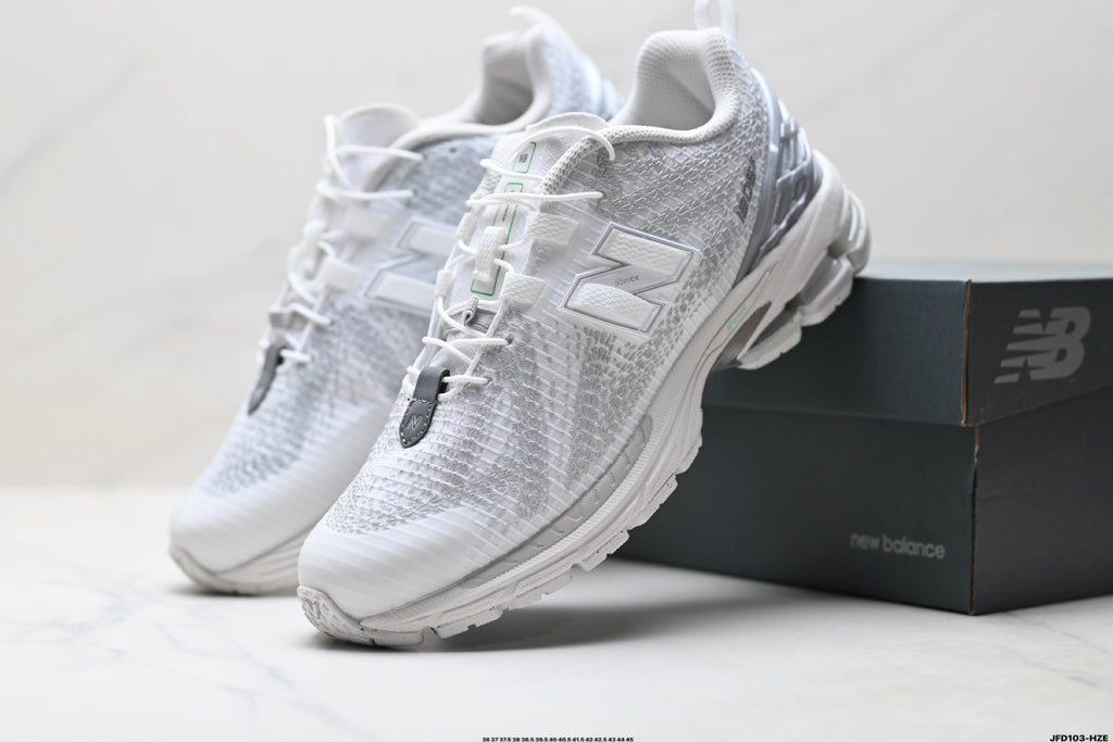 New Balance M1906 — Archive Retro Dad Sneaker U190611X