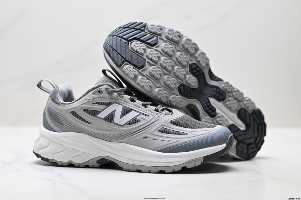 New Balance 410 — Low-Top Trail Running Sneaker W4107ZS