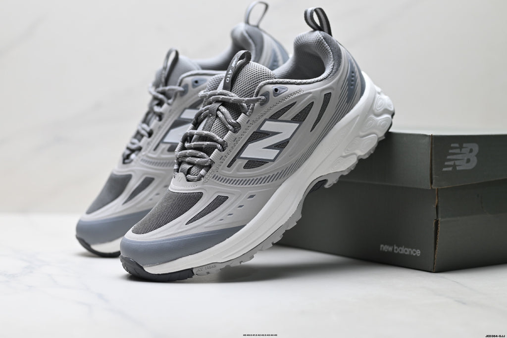 New Balance 410 — Low-Top Trail Running Sneaker W4107ZS