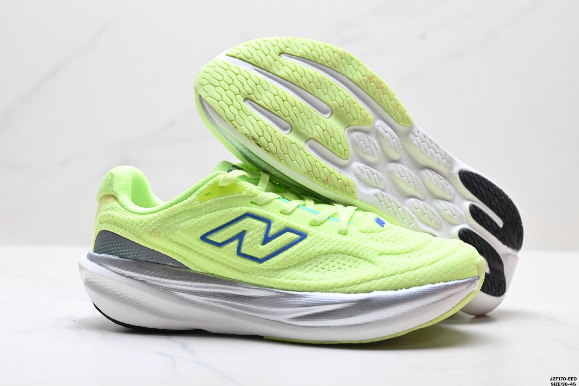 New Balance 1080 — Low-Top Marathon Running Shoe M10802HR