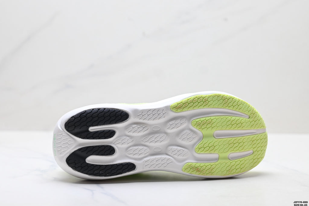 New Balance 1080 — Low-Top Marathon Running Shoe M10802HR