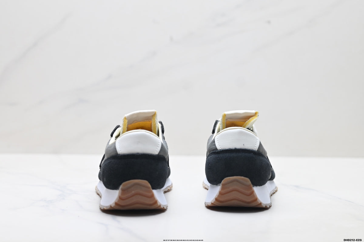 New Balance 471 — Low-Top Retro Lifestyle Sneaker U471AQ