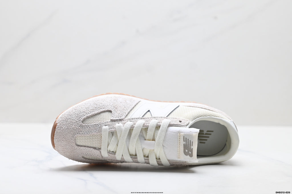 New Balance 471 — Low-Top Retro Lifestyle Sneaker U471KAB