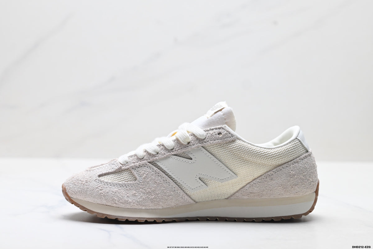 New Balance 471 — Low-Top Retro Lifestyle Sneaker U471KAB