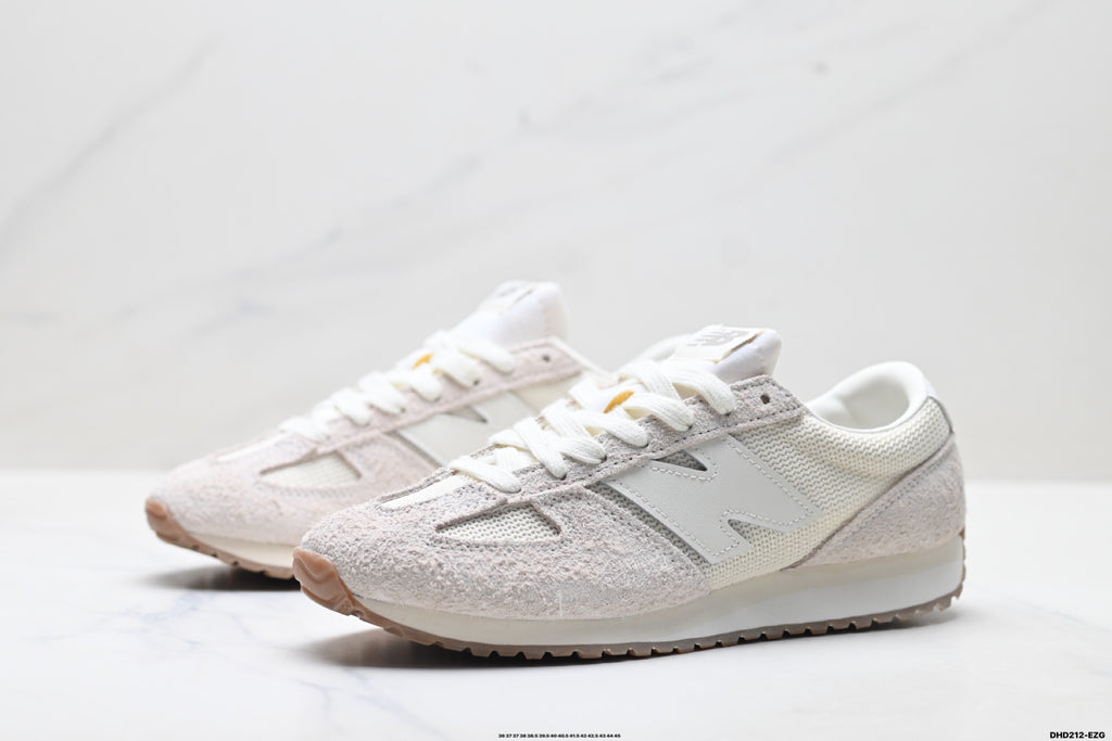New Balance 471 — Low-Top Retro Lifestyle Sneaker U471KAB