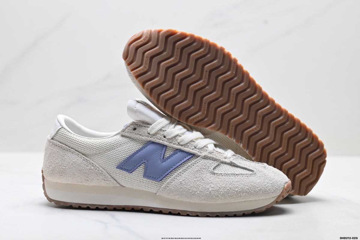 New Balance 471 — Low-Top Retro Lifestyle Sneaker U471KAA