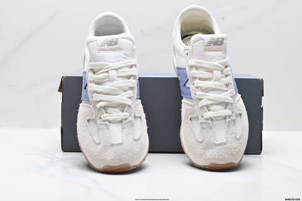 New Balance 471 — Low-Top Retro Lifestyle Sneaker U471KAA