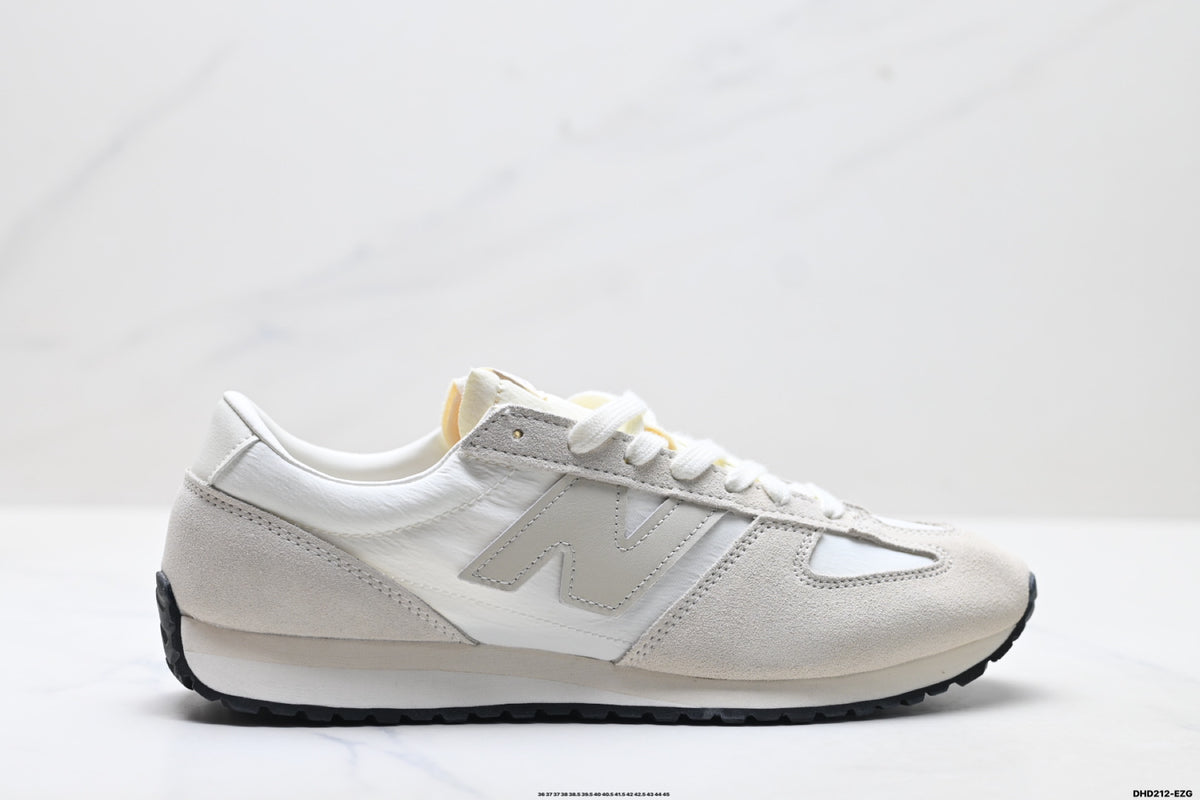 New Balance 471 — Low-Top Retro Lifestyle Sneaker U471JA