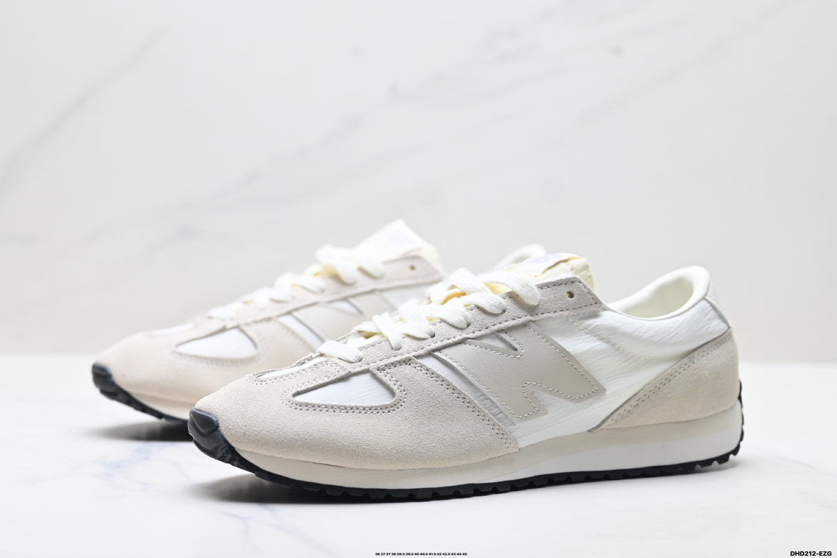 New Balance 471 — Low-Top Retro Lifestyle Sneaker U471JA