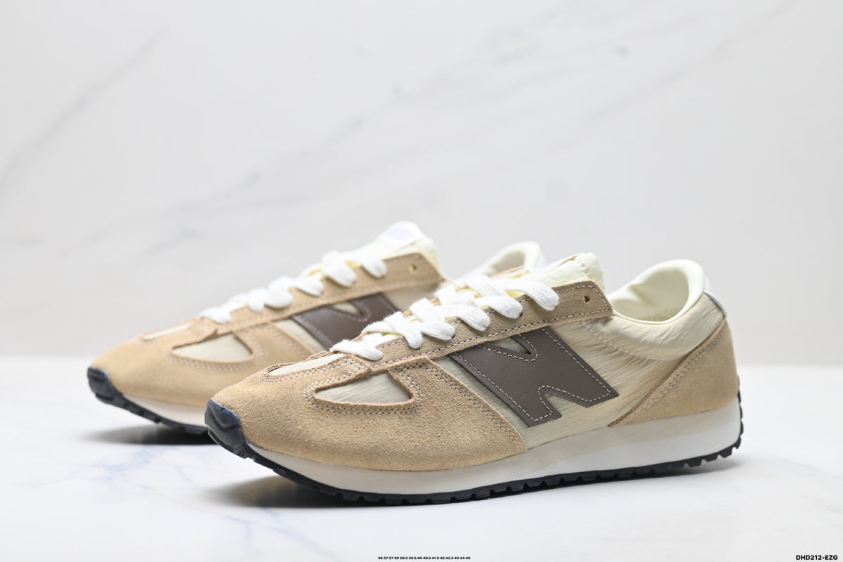 New Balance 471 — Low-Top Retro Lifestyle Sneaker U471AI
