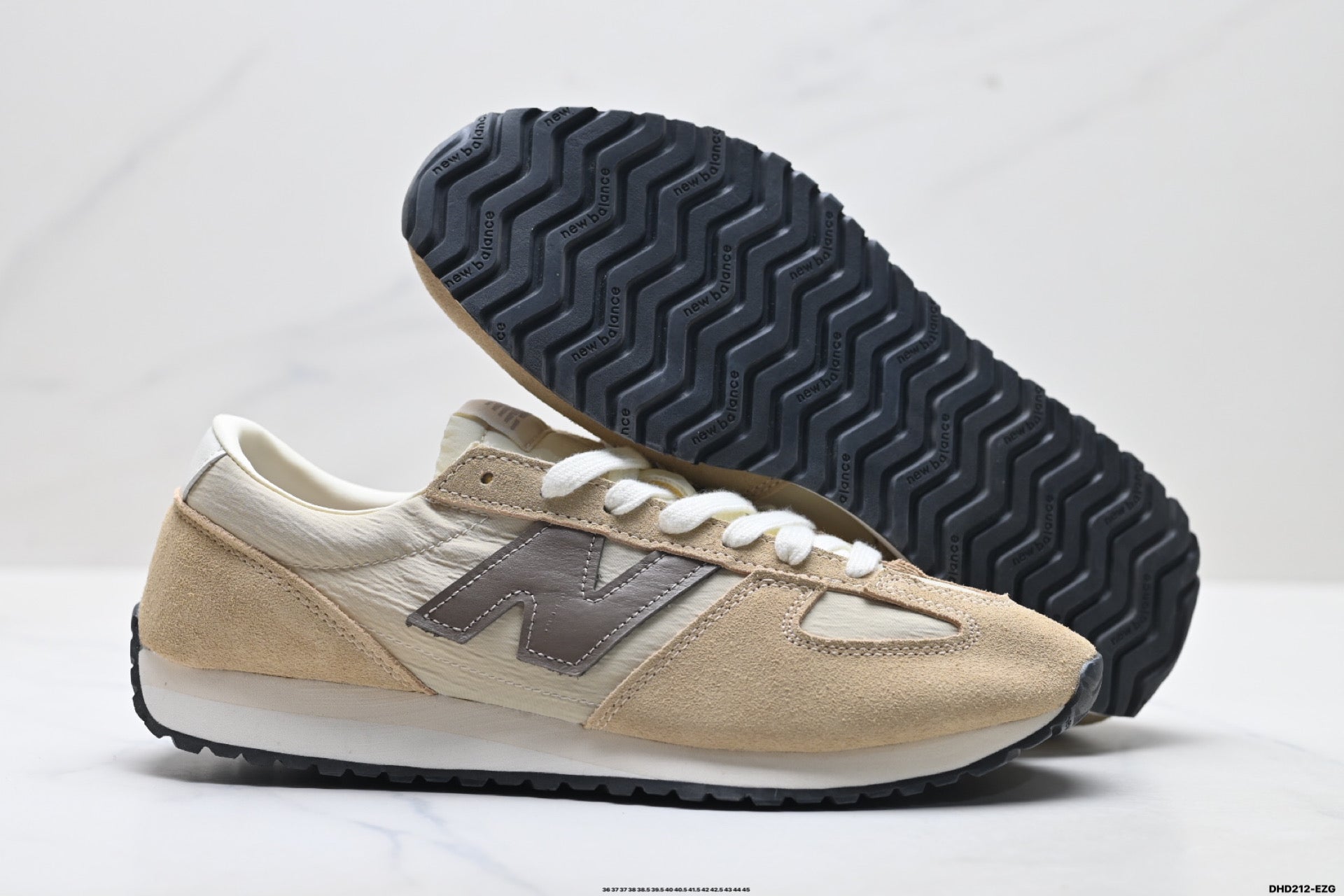 New Balance 471 — Low-Top Retro Lifestyle Sneaker U471AI