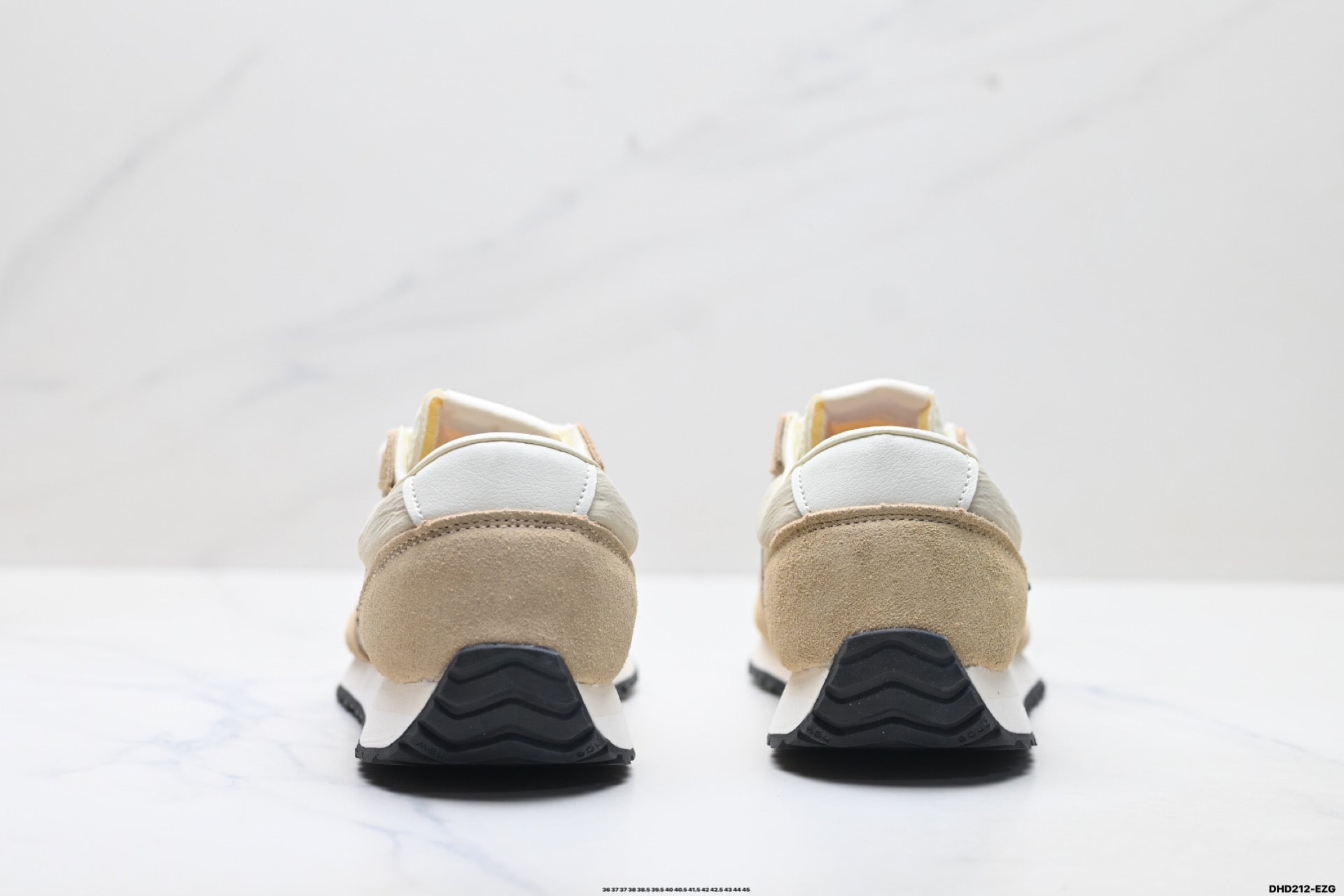New Balance 471 — Low-Top Retro Lifestyle Sneaker U471AI