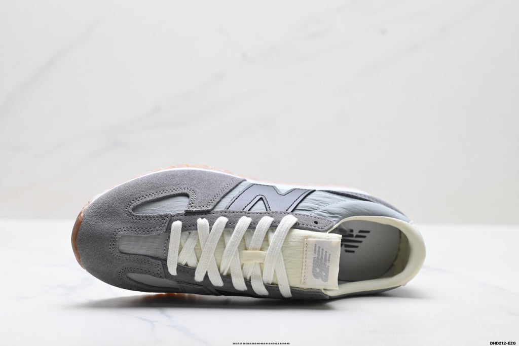 New Balance 471 — Low-Top Retro Lifestyle Sneaker U471AH