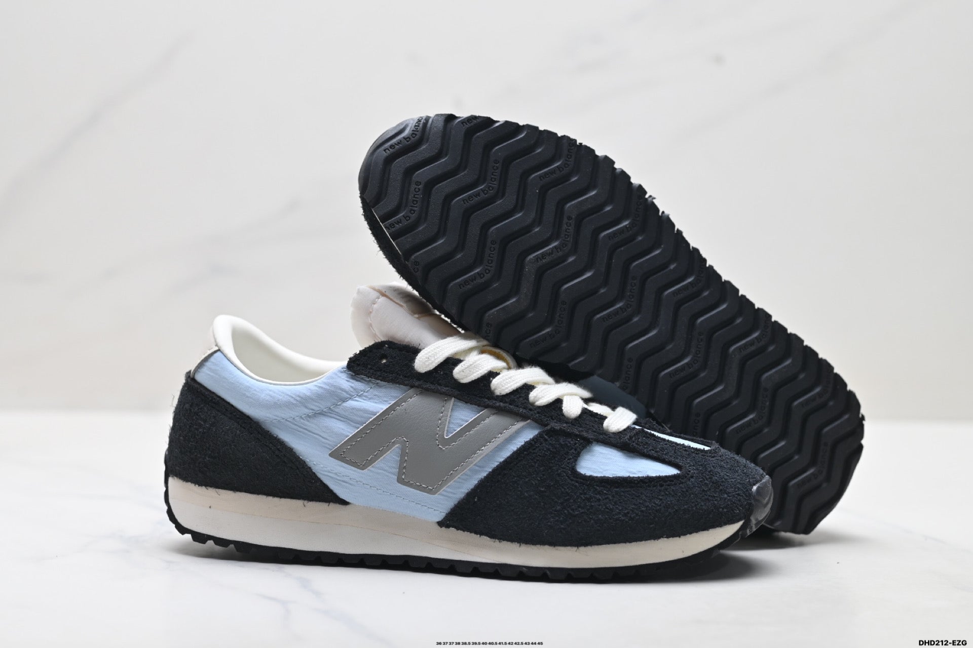 New Balance 471 — Low-Top Retro Lifestyle Sneaker U471AB