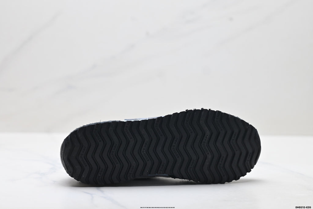 New Balance 471 — Low-Top Retro Lifestyle Sneaker U471AB
