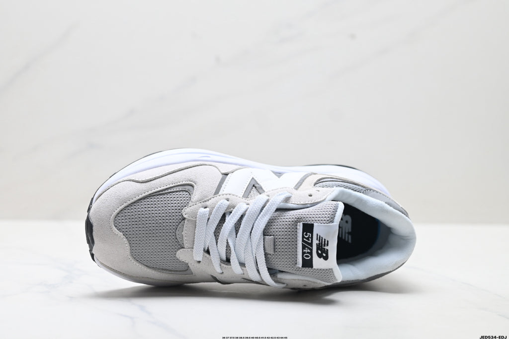 New Balance 5740 — Low-Top Cushioned Running Sneaker M5740CA
