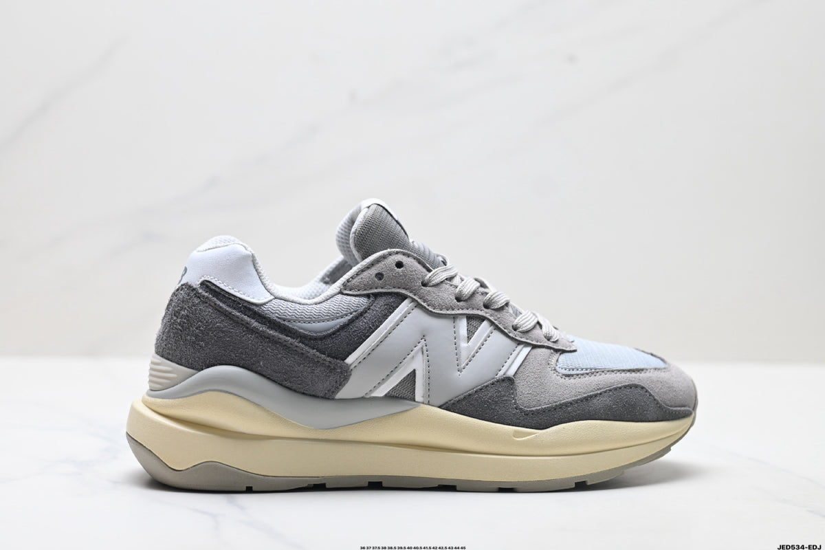 New Balance 5740 — Low-Top Cushioned Running Sneaker M5740PSG