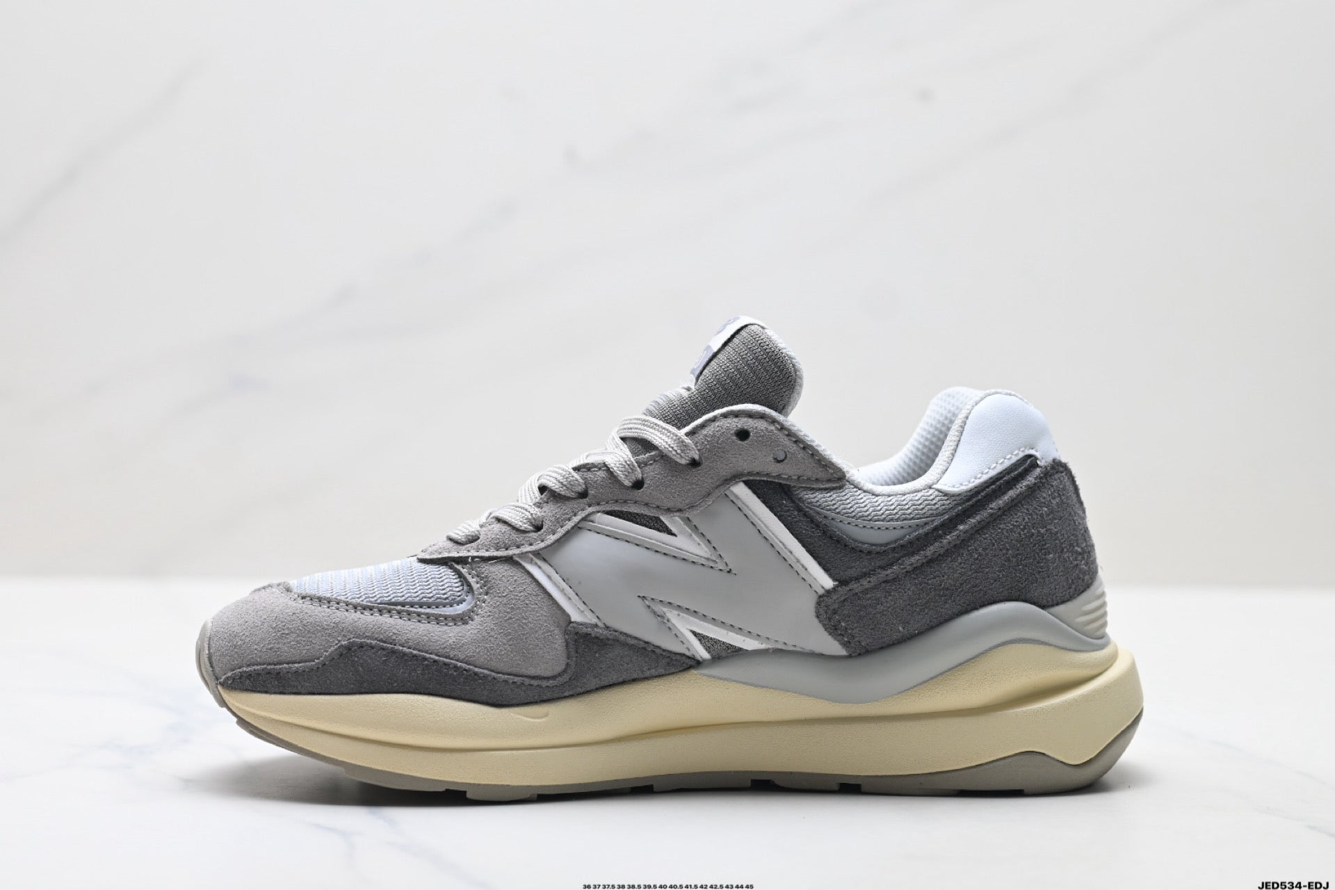 New Balance 5740 — Low-Top Cushioned Running Sneaker M5740PSG