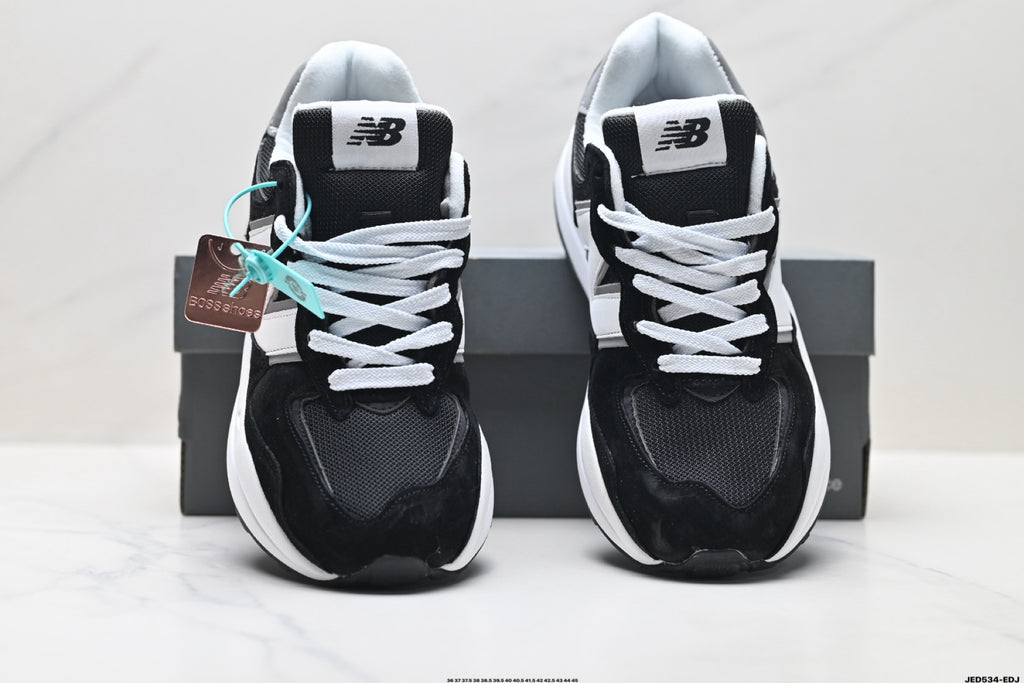 New Balance 5740 — Low-Top Cushioned Running Sneaker M5740CB