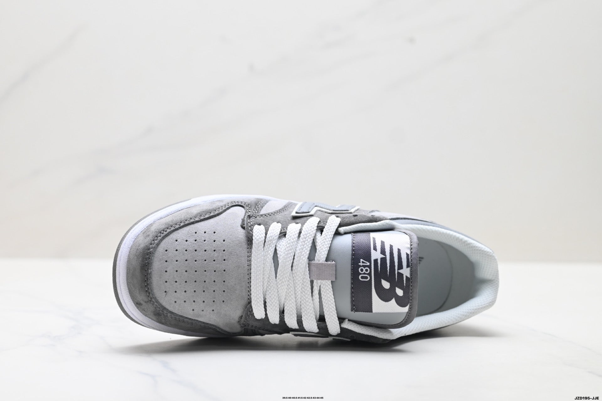 New Balance 480 — Low-Top Lace-Up Lifestyle Sneaker NBW480LC