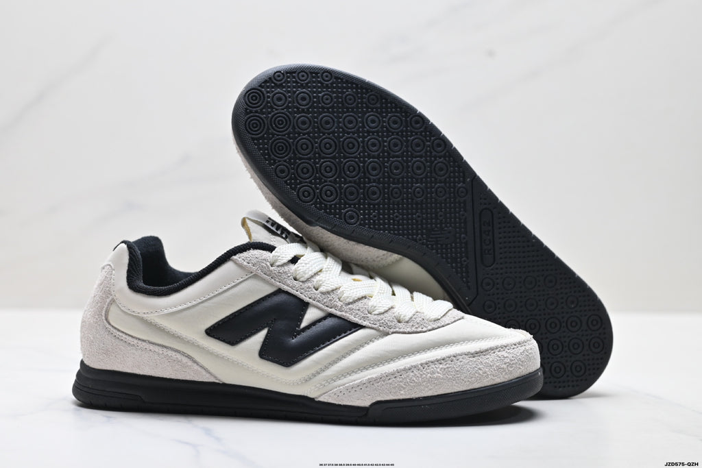 New Balance RC42 — Low-Top Unisex Lifestyle Sneaker URC42NAL