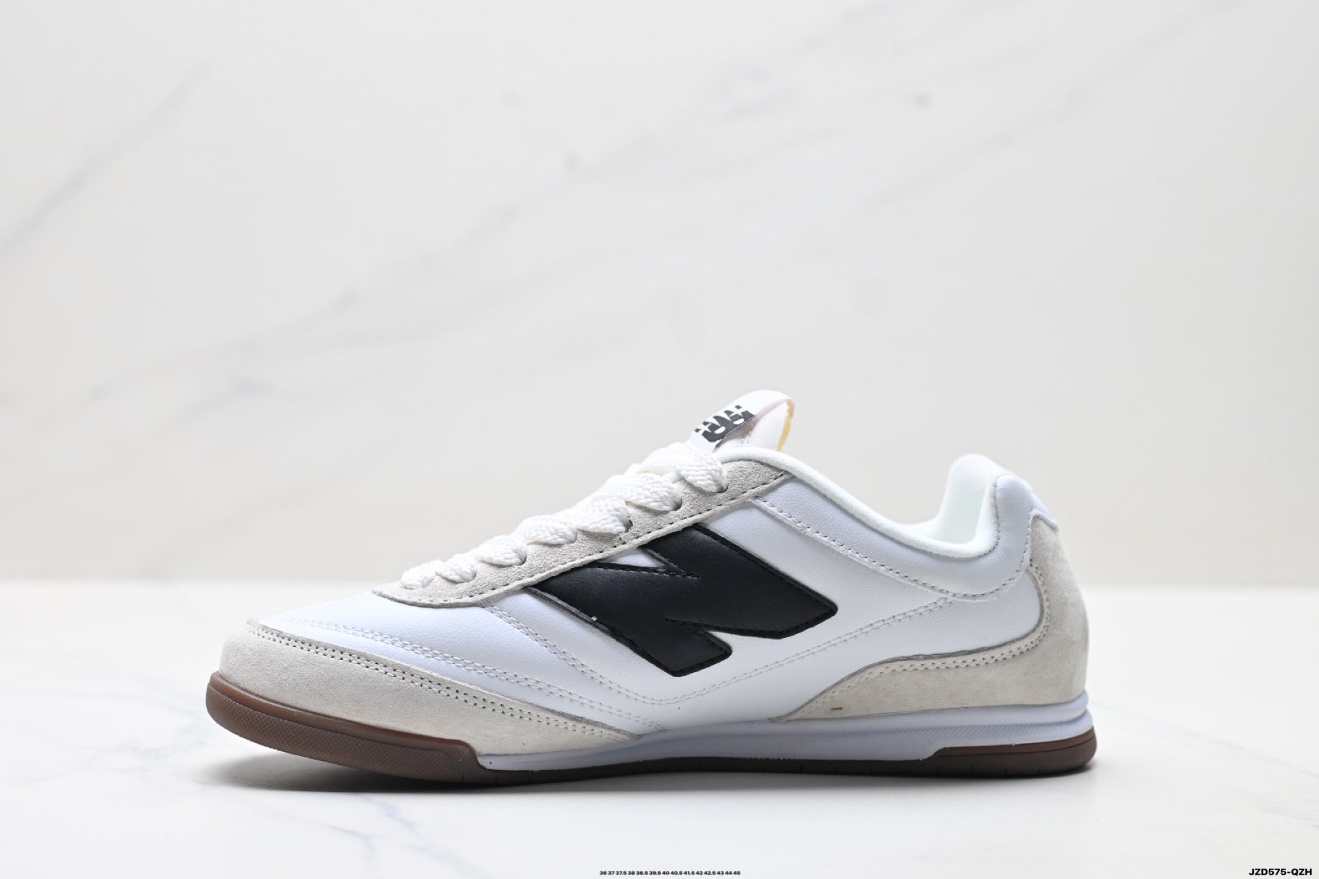 New Balance RC42 — Low-Top Unisex Lifestyle Sneaker URC42LA
