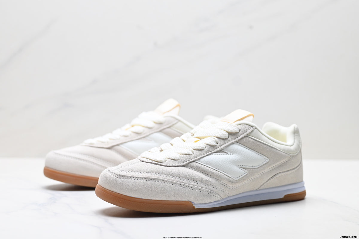 New Balance RC42 — Low-Top Unisex Lifestyle Sneaker URC42EA