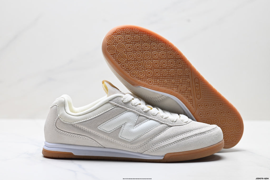 New Balance RC42 — Low-Top Unisex Lifestyle Sneaker URC42EA