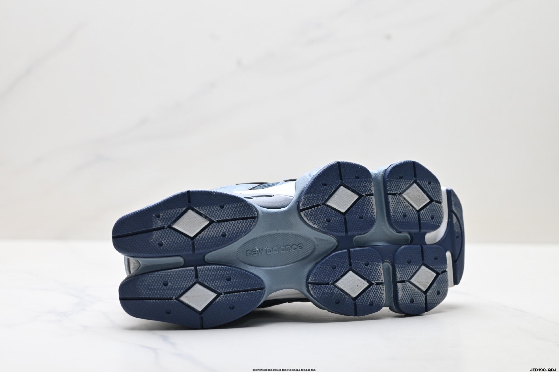 New Balance 9060 — Retro Running Sneaker U9060MD1