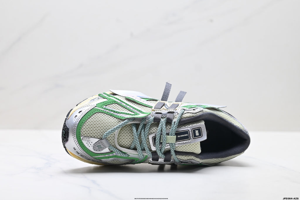 New Balance M1906 — Archive Retro Dad Sneaker U1906ADC