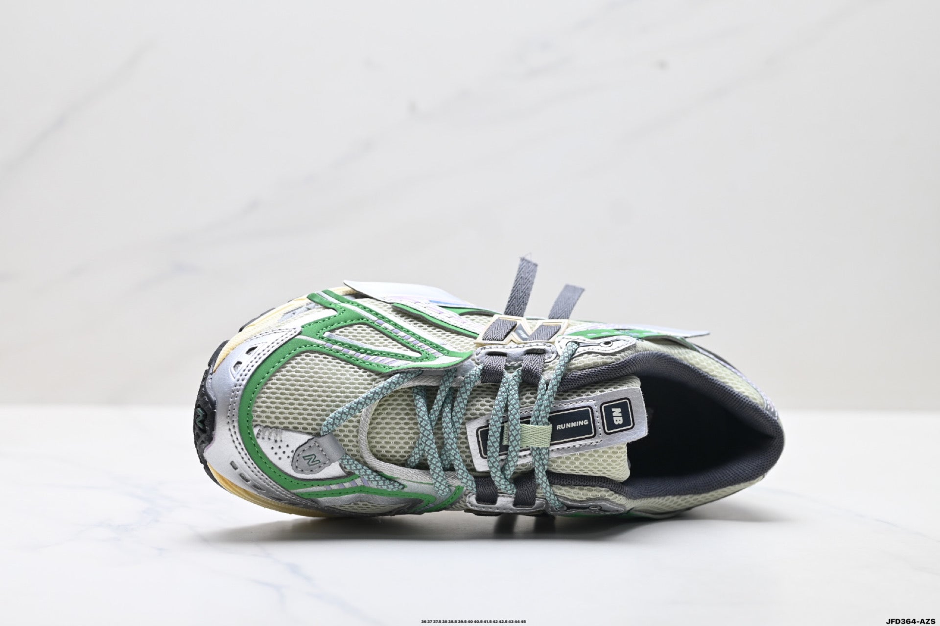 New Balance M1906 — Archive Retro Dad Sneaker U1906ADC