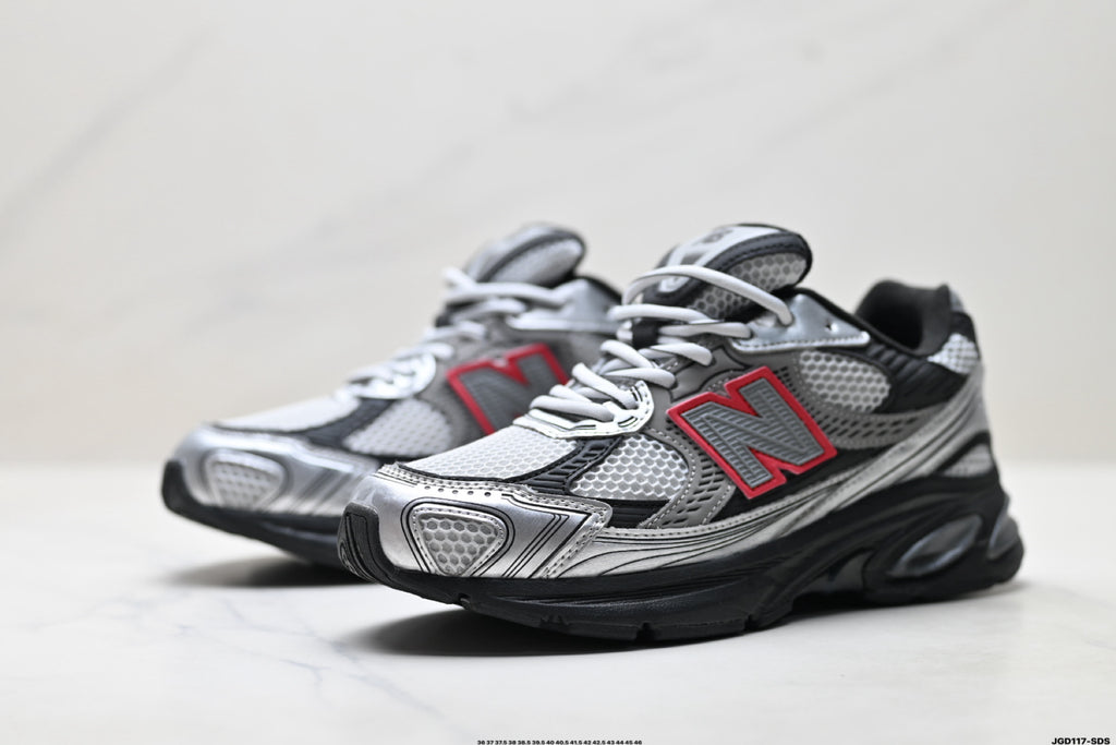 New Balance 2010 | Black & Silver Retro Dad Running Sneaker — U2010203