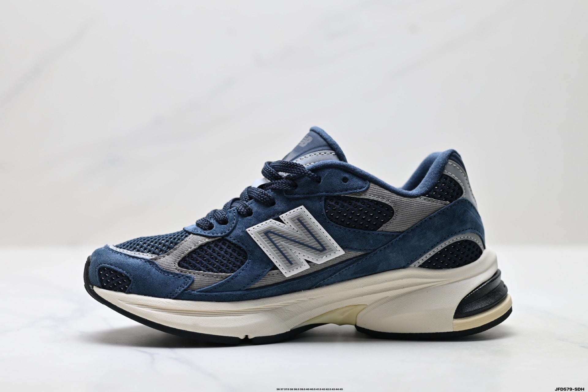 New Balance 2010 | Retro Dad-Style Mesh Running Sneaker — U2010RC