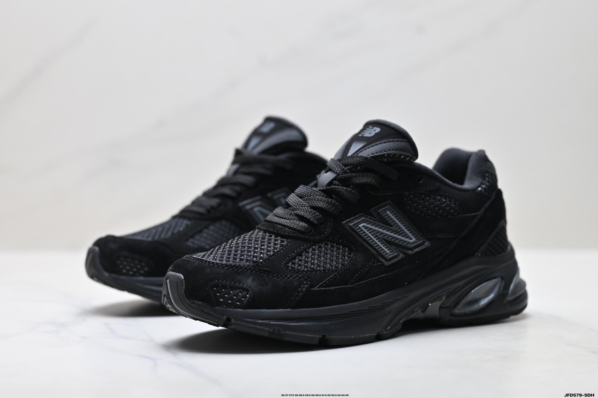 New Balance 2010 | Retro Dad-Style Mesh Running Sneaker — U2010TTB