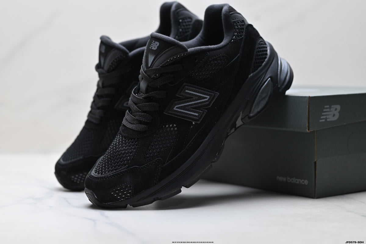 New Balance 2010 | Retro Dad-Style Mesh Running Sneaker — U2010TTB