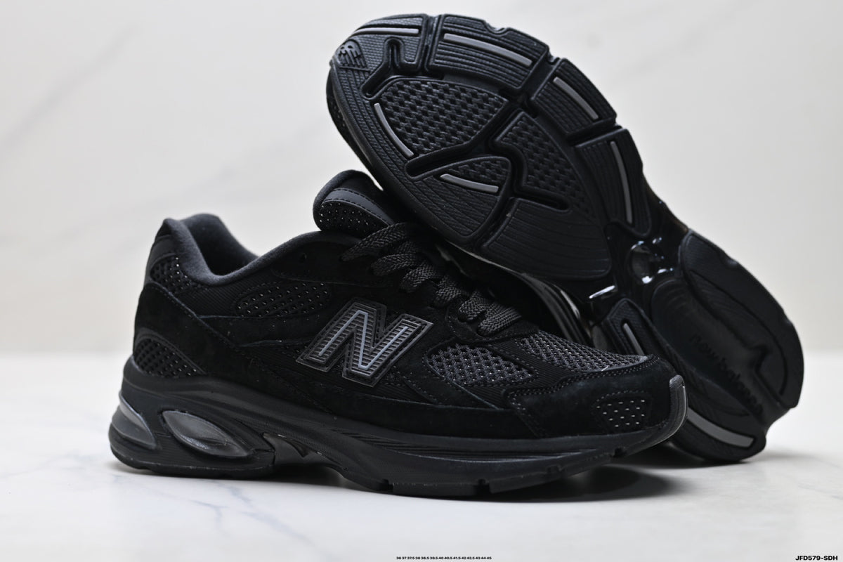 New Balance 2010 | Retro Dad-Style Mesh Running Sneaker — U20107B1